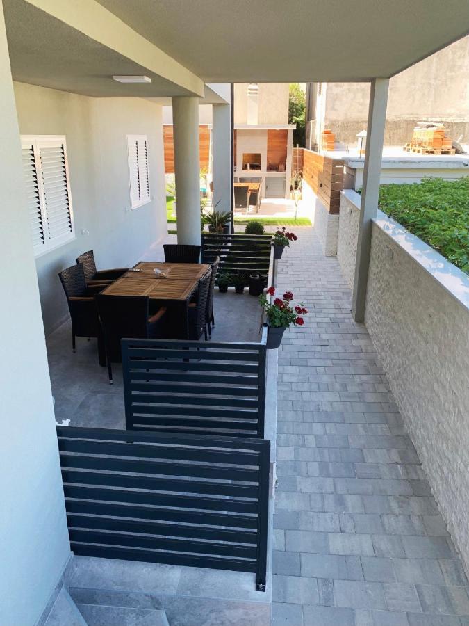 Villa Franko Baska Voda Baška Voda Exterior foto